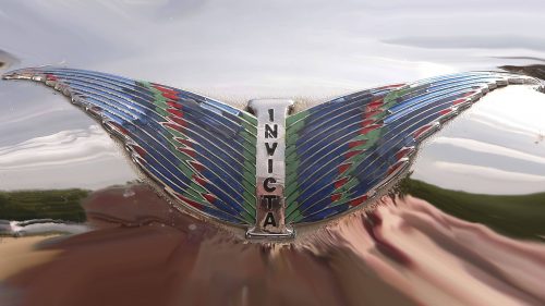 Logo de Invicta